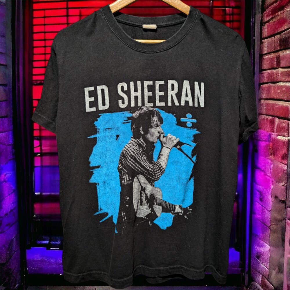 Ed Sheeran 2018 North American Tour T-Shirt, Small